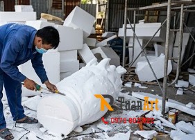 Điêu khắc mô hình con Tôm Hùm bằng xốp