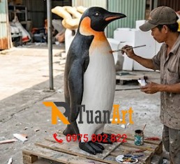 mô hình con Chim Cánh Cụt bằng xốp